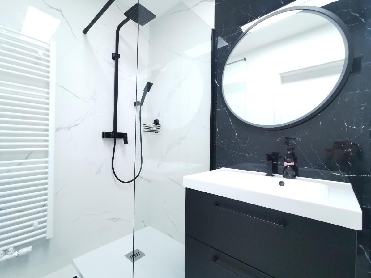 Plazowa Park Apartment